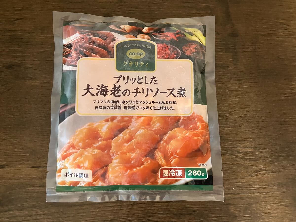 コープデリの「プリッとした大海老のチリソース煮」のパッケージ写真