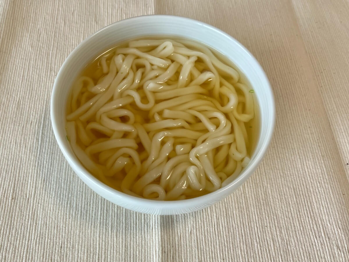 レンジで温めた後、お椀に出した状態
